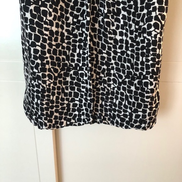 Silk White House Black Market Strapless Cocktail Dress - Size 8. EUC - Picture 9 of 9